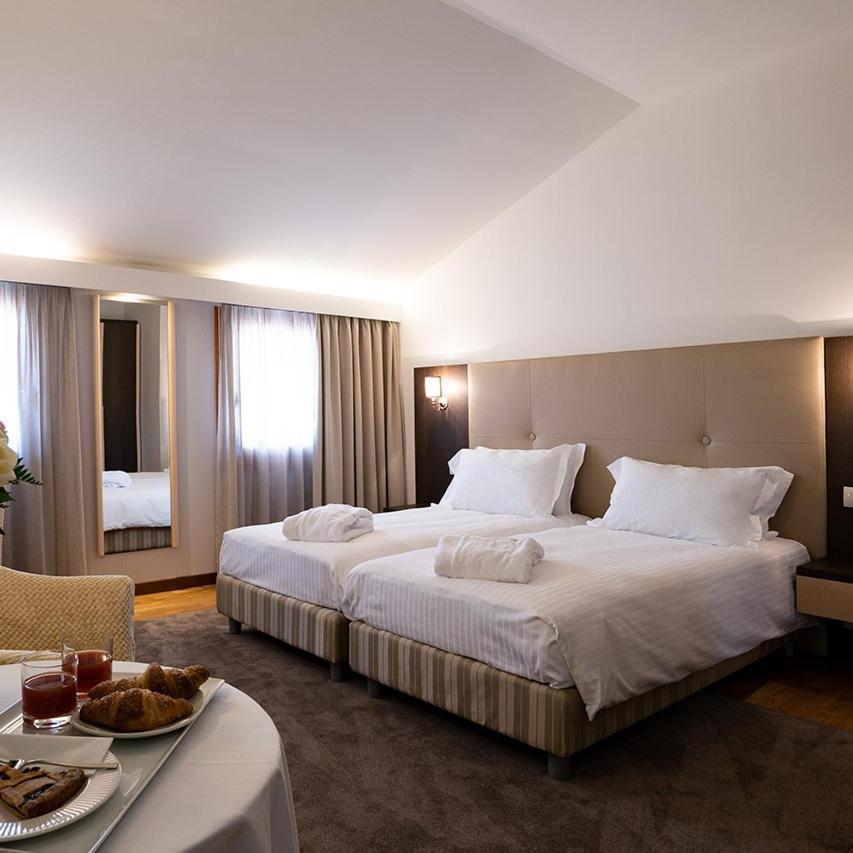 Hotel Golf Club Padova - Relais Graya Galzignano Terme Esterno foto