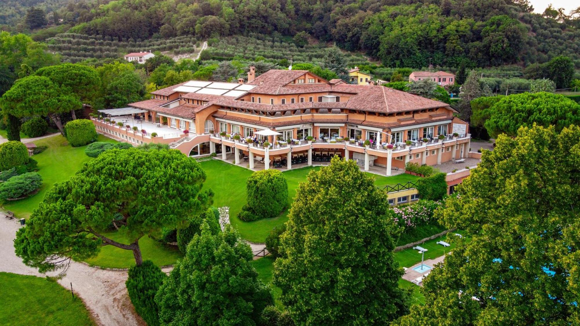 Hotel Golf Club Padova - Relais Graya Galzignano Terme Esterno foto
