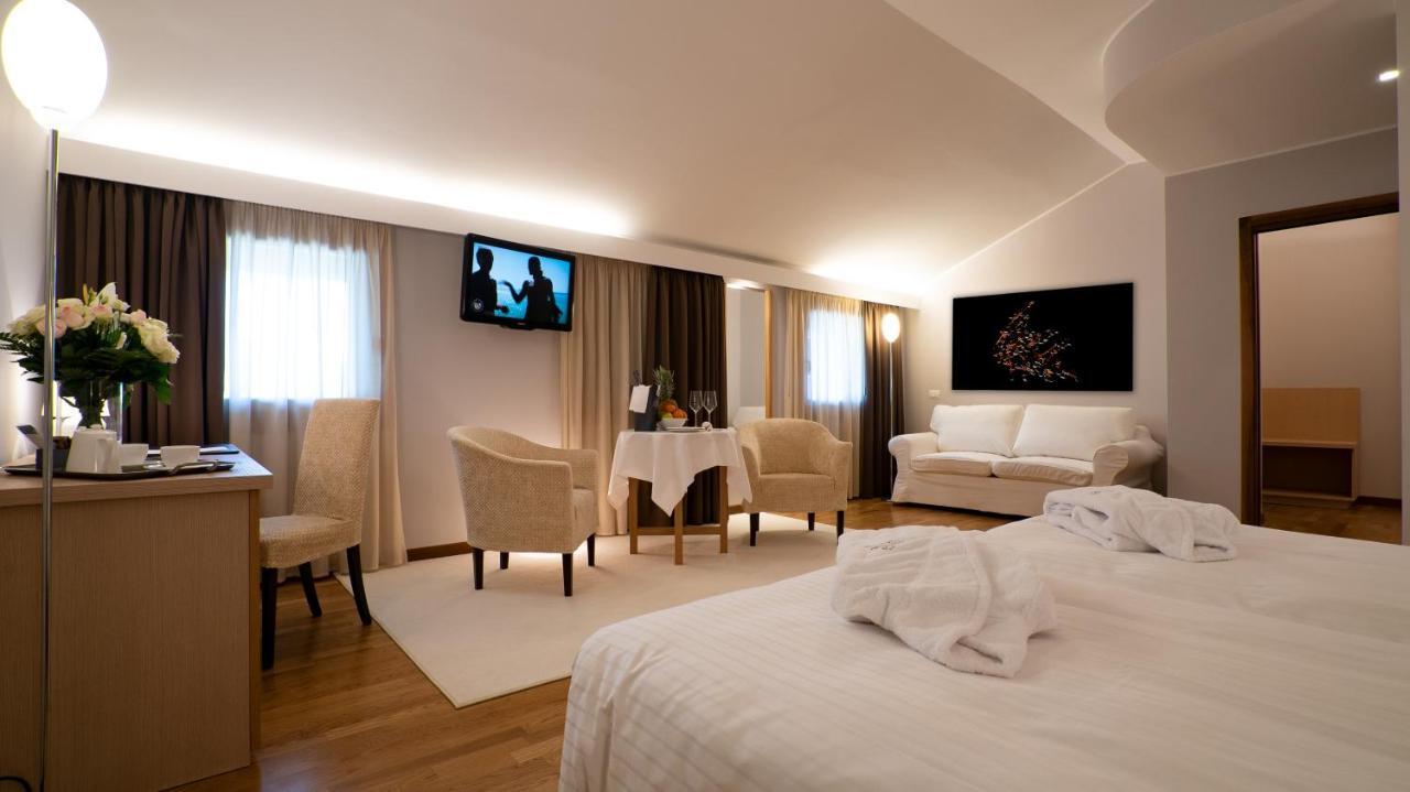Hotel Golf Club Padova - Relais Graya Galzignano Terme Esterno foto