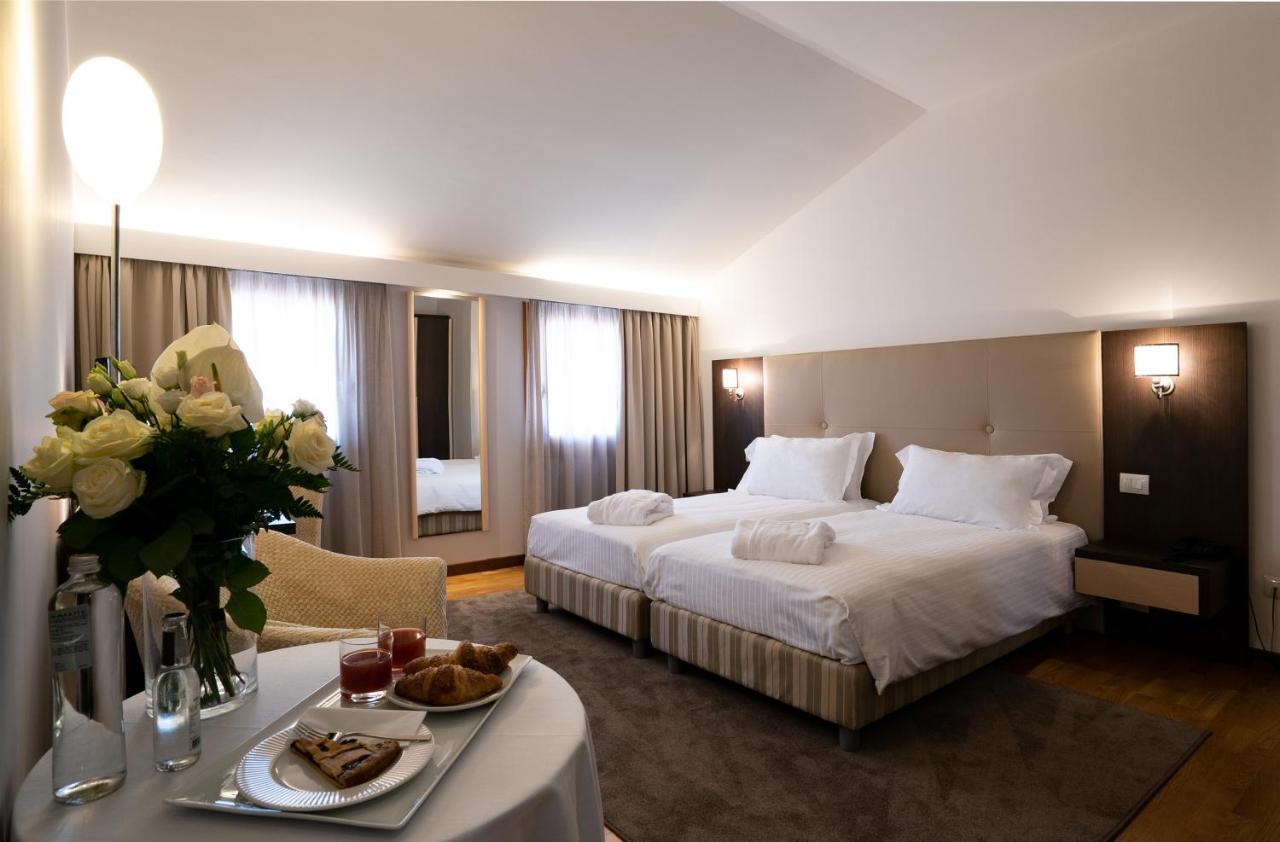 Hotel Golf Club Padova - Relais Graya Galzignano Terme Esterno foto